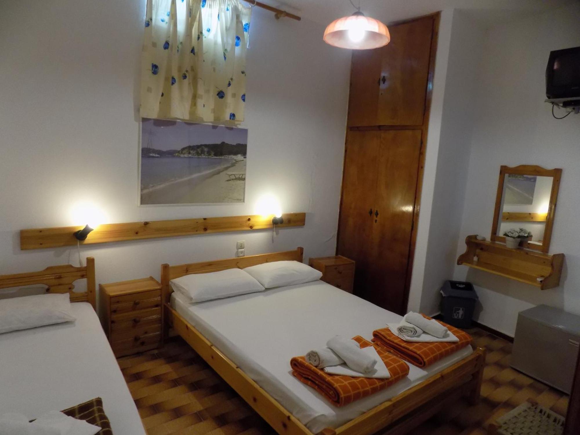 Pensionmargaritakotroniskiathos Bagian luar foto